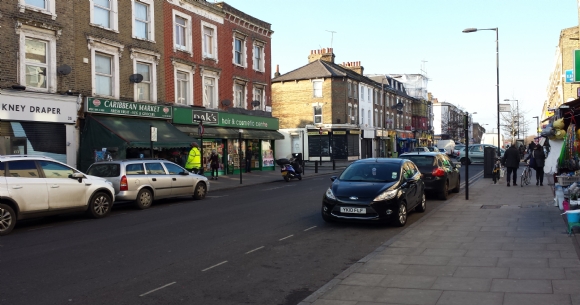 Chatsworth Road'da siyahiler arasnda kavga